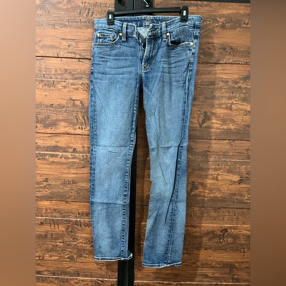 7 for all mankind straight leg jeans in a size 29